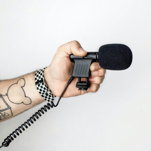 allec-gomes-YIdwWm4b4pA-unsplash